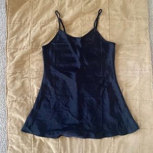 S/M night gown dress lingerie black. Feels like silk